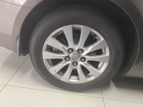 Buick LaCrosse 2013, 162399 км, за 6289 USD - фото 10