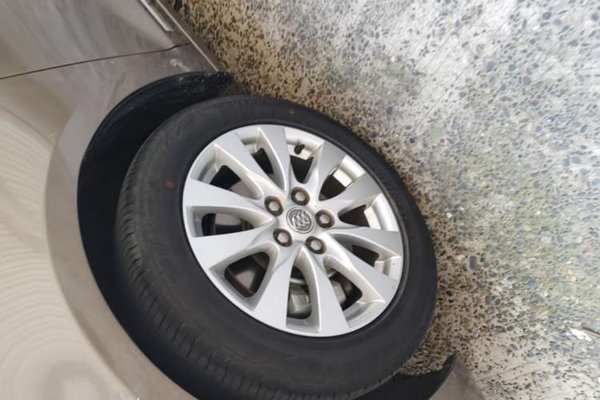 Buick LaCrosse 2013, 81600 км, за 6476 USD - фото 8