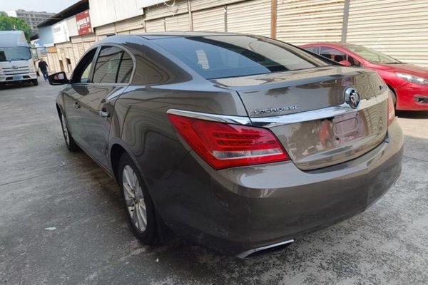 Buick LaCrosse 2013, 81600 км, за 6476 USD
