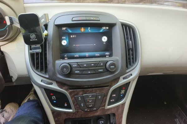 Buick LaCrosse 2013, 109500 км, за 5438 USD - фото 12