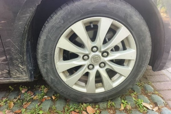 Buick LaCrosse 2013, 109500 км, за 5438 USD - фото 8