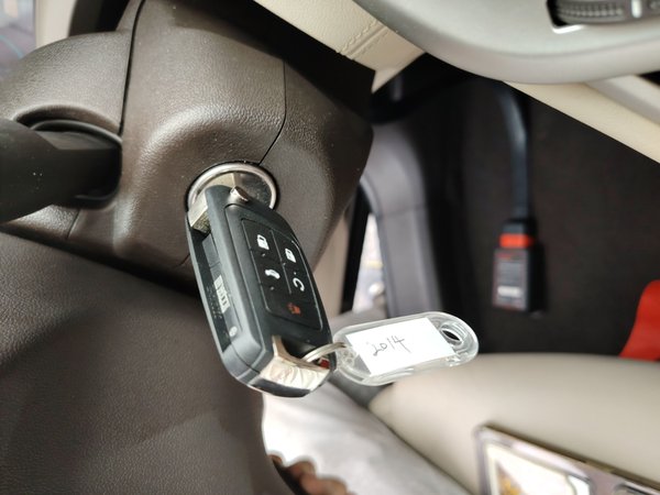 Buick LaCrosse 2013, 129500 км, за 6096 USD - фото 10