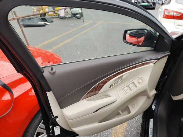 Buick LaCrosse 2013, 129500 км, за 6096 USD - фото 16