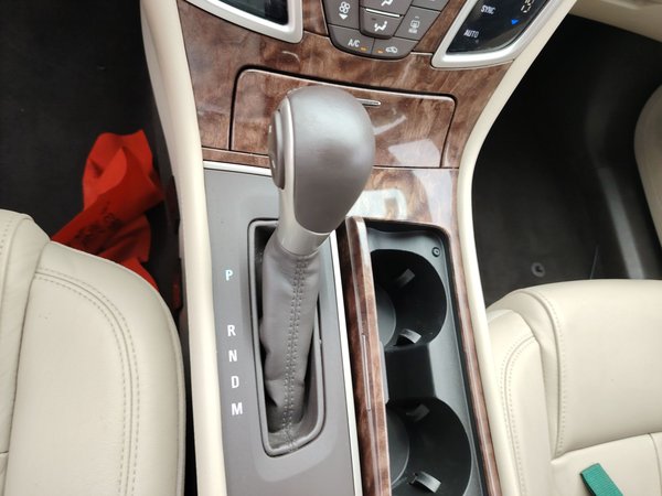 Buick LaCrosse 2013, 129500 км, за 6096 USD