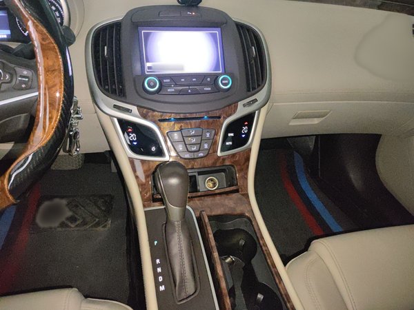 Buick LaCrosse 2013, 132000 км, за 6749 USD