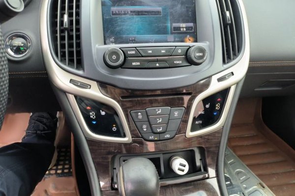 Buick LaCrosse 2014, 121000 км, за 6184 USD - фото 12