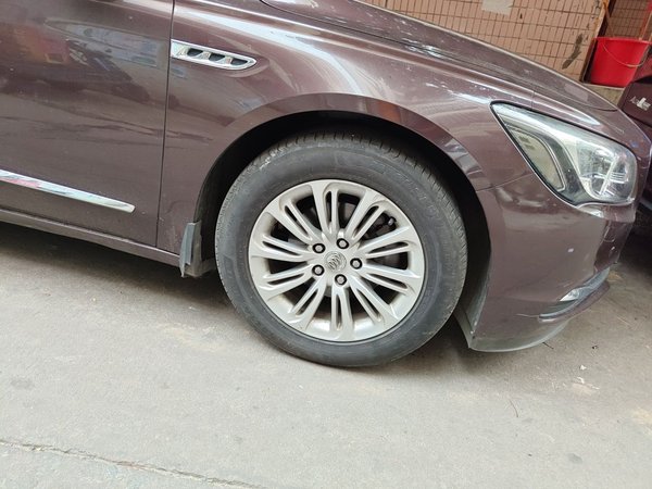 Buick LaCrosse 2016, 96800 км, за 6812 USD - фото 8
