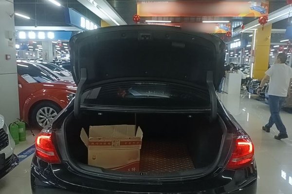 Buick LaCrosse 2016, 115300 км, за 9230 USD