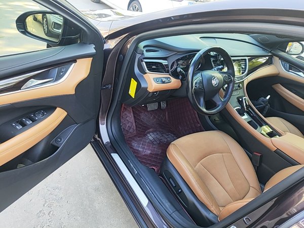 Buick LaCrosse 2016, 85300 км, за 8954 USD - фото 19