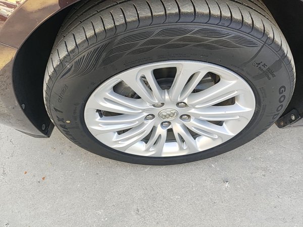 Buick LaCrosse 2016, 85300 км, за 8954 USD - фото 8