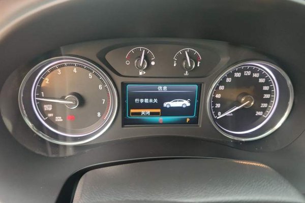 Buick LaCrosse 2016, 99000 км, за 6137 USD - фото 10