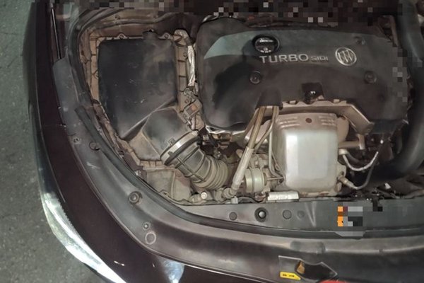 Buick LaCrosse 2016, 143800 км, за 7336 USD - фото 23