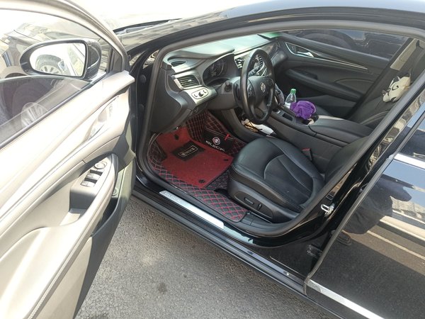 Buick LaCrosse 2018, 82700 км, за 11318 USD - фото 12