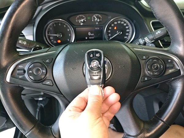Buick LaCrosse 2021, 52000 км, за 14812 USD - фото 8