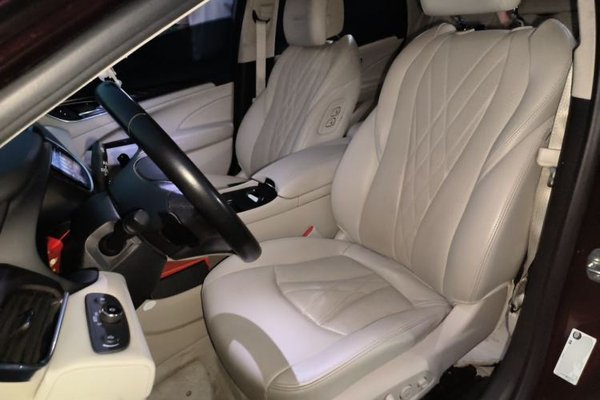 Buick LaCrosse 2021, 54500 км, за 18742 USD - фото 16