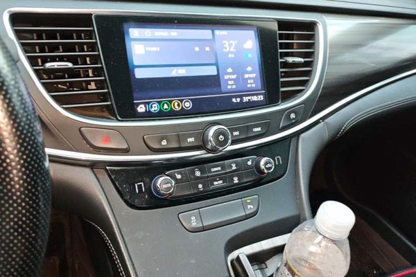 Buick LaCrosse 2022, 57900 км, за 14215 USD