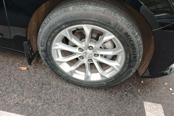 Buick LaCrosse 2022, 57900 км, за 14215 USD - фото 18