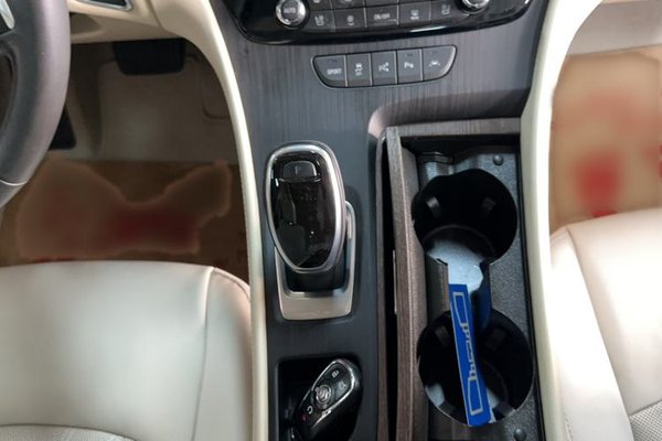 Buick LaCrosse 2022, 16100 км, за 22659 USD - фото 13