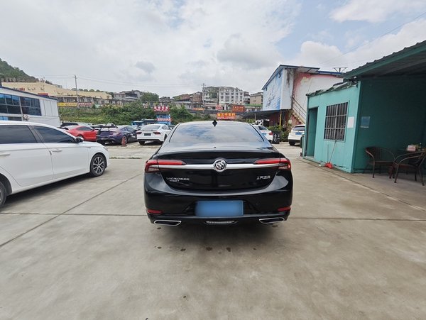 Buick LaCrosse 2022, 53900 км, за 14724 USD
