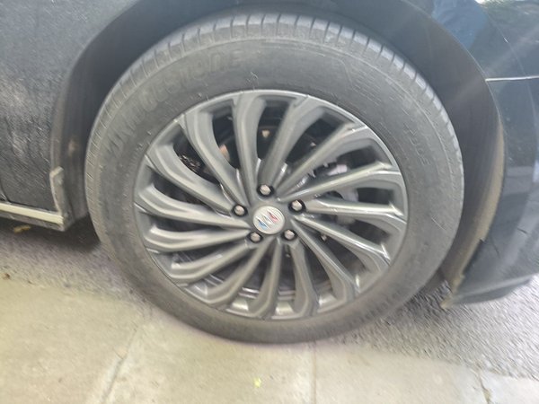 Buick LaCrosse 2025, 13100 км, за 21501 USD - фото 8