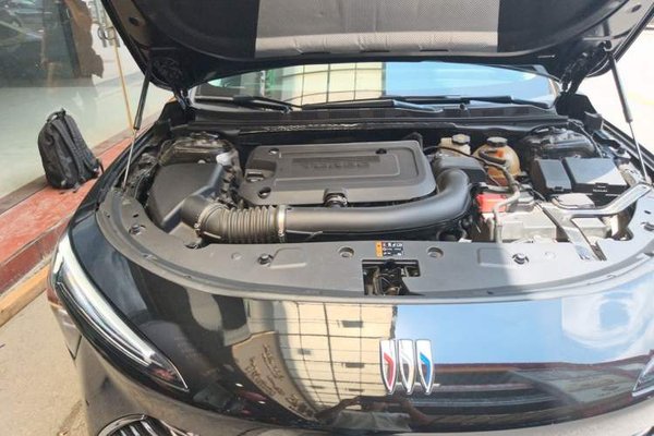 Buick LaCrosse 2025, 30099 км, за 24785 USD - фото 23