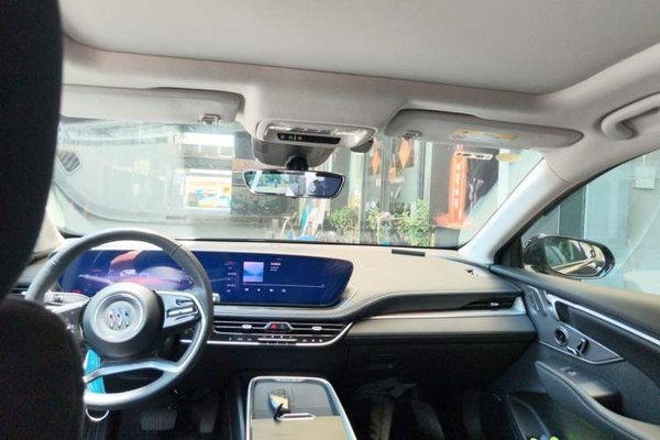 Buick LaCrosse 2025, 30099 км, за 24785 USD - фото 18