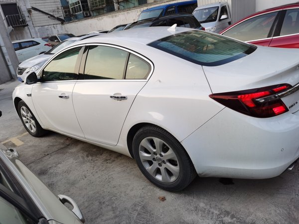 Buick Regal 2014, 181000 км, за 5496 USD
