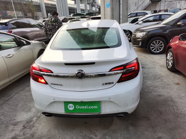 Buick Regal 2014, 181000 км, за 5496 USD