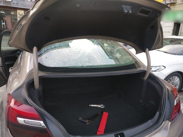 Buick Regal 2015, 90200 км, за 5079 USD - фото 18