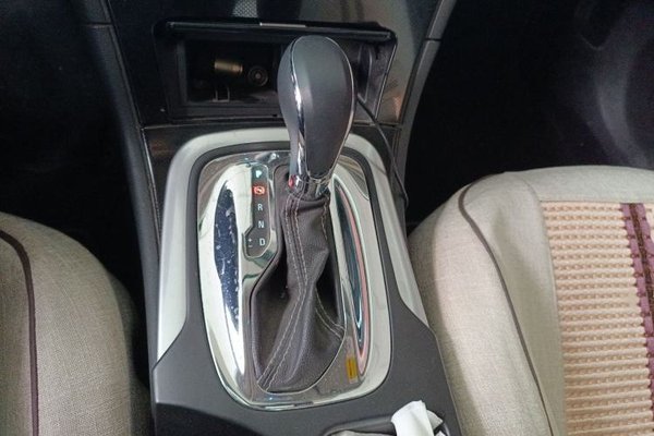Buick Regal 2015, 75600 км, за 6319 USD - фото 13
