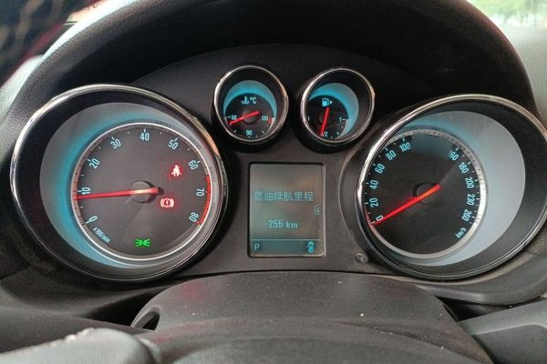 Buick Regal 2015, 75600 км, за 6319 USD - фото 10