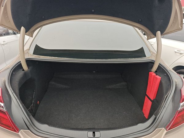 Buick Regal 2015, 89000 км, за 6518 USD - фото 19