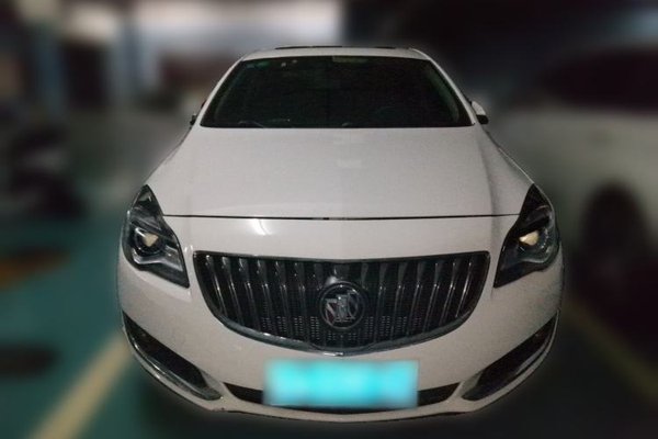 Buick Regal 2015, 84100 км, за 3632 USD