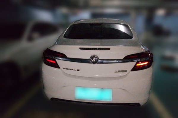 Buick Regal 2015, 84100 км, за 3632 USD