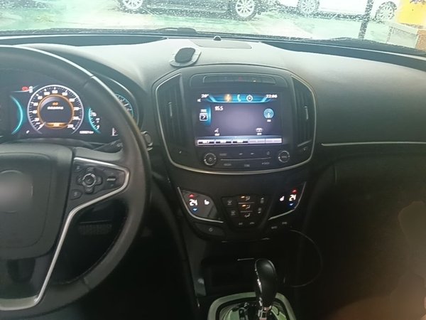 Buick Regal 2015, 130800 км, за 5773 USD - фото 13