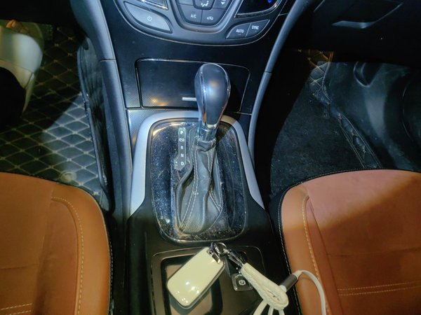 Buick Regal 2015, 159000 км, за 3463 USD - фото 15