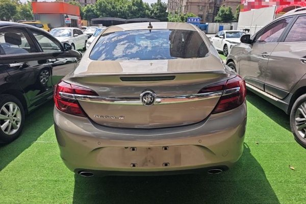 Buick Regal 2015, 84300 км, за 6204 USD