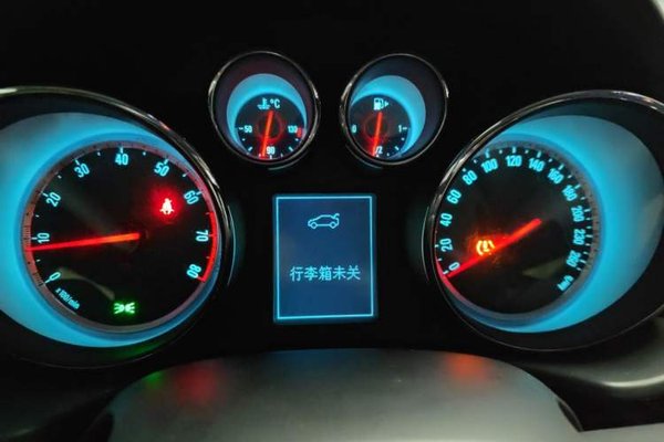 Buick Regal 2015, 97899 км, за 3450 USD - фото 12