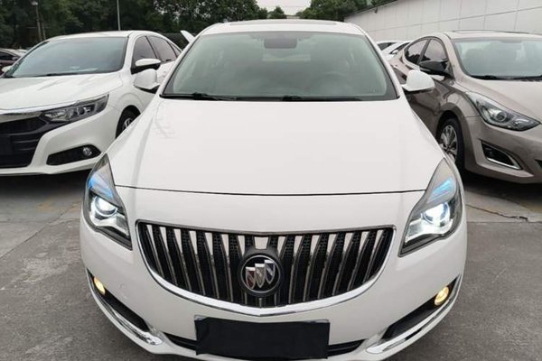 Buick Regal 2015, 106600 км, за 5860 USD