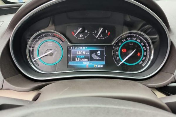 Buick Regal 2015, 106600 км, за 5860 USD - фото 14