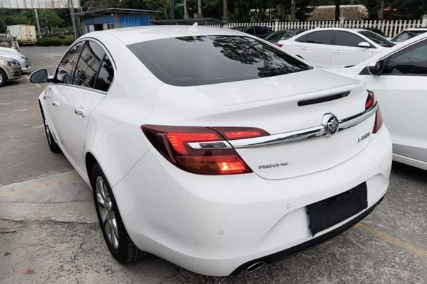 Buick Regal 2015, 106600 км, за 5860 USD