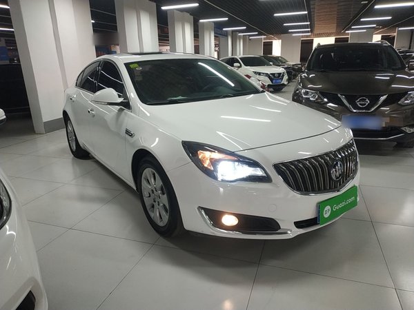 Buick Regal 2015 2.0L Elite Fashion Edition, 2015 года