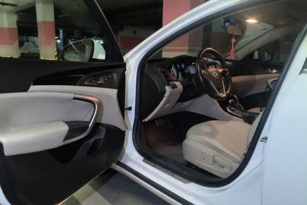 Buick Regal 2015, 90200 км, за 4537 USD - фото 17