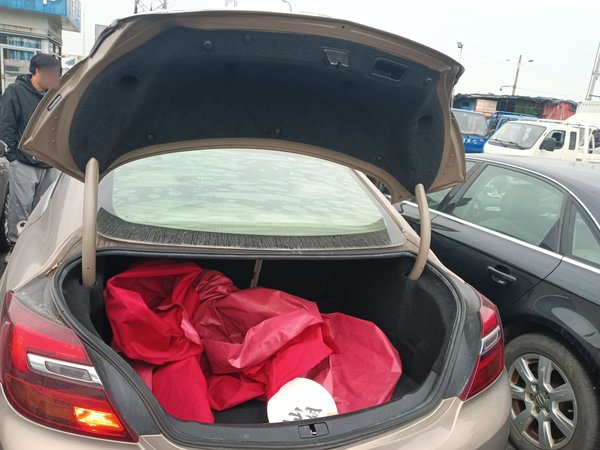 Buick Regal 2015, 155500 км, за 5504 USD - фото 22