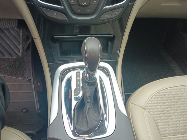 Buick Regal 2015, 155500 км, за 5504 USD - фото 17