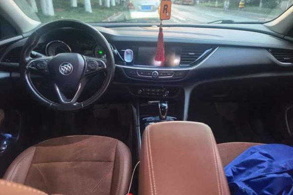 Buick Regal 2017, 52200 км, за 8234 USD - фото 10