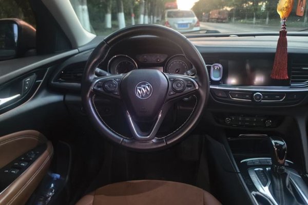 Buick Regal 2017, 52200 км, за 8234 USD - фото 11