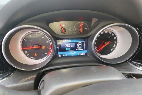 Buick Regal 2017, 72500 км, за 9592 USD - фото 11