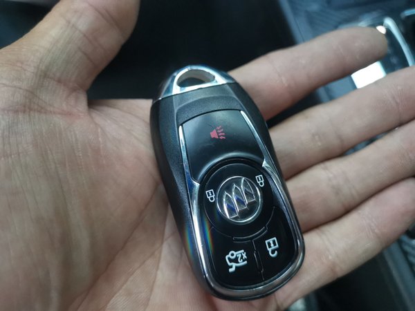 Buick Regal 2017, 80300 км, за 8615 USD - фото 9