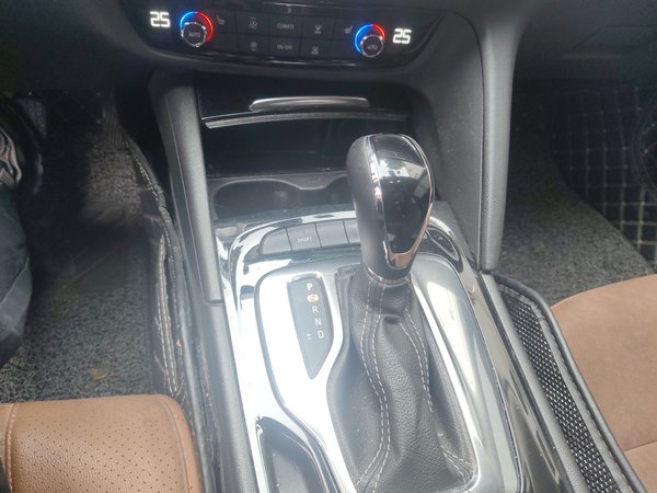 Buick Regal 2019, 53500 км, за 9939 USD - фото 11